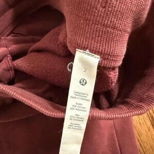 BURGUNDY lululelmon scuba joggers